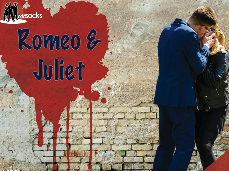 Oddsocks: Romeo & Juliet at Victoria Gardens