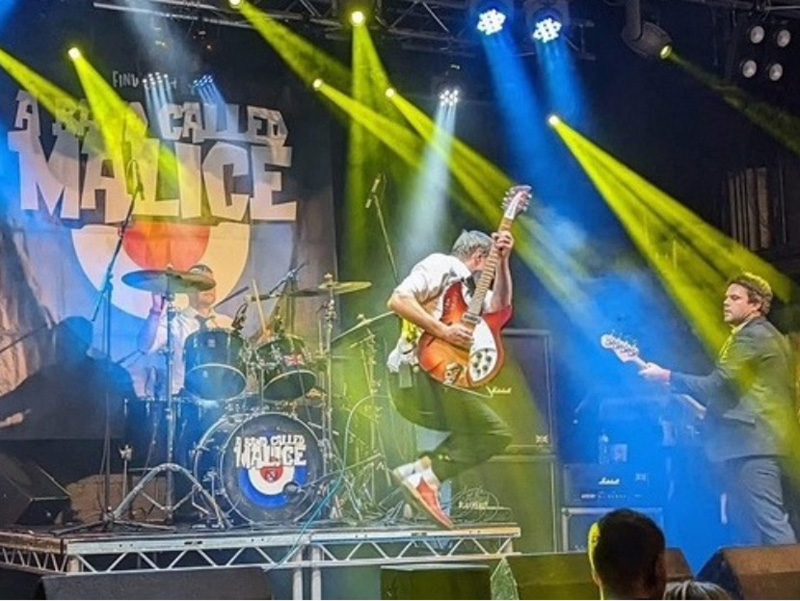 What's on at The Roses Theatre