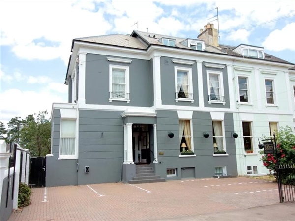 Butlers Guest House is the perfect place to explore Cheltenham and the Cotswolds