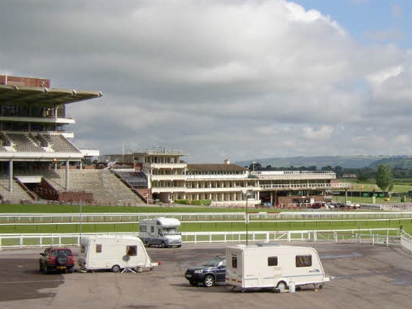 Cheltenham Racecourse Caravan Club Site is the perfect place to explore Gloucestershire