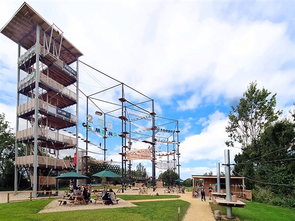 270 Climbing Park - High ropes adventrue near Gloucester and Cheltenham 