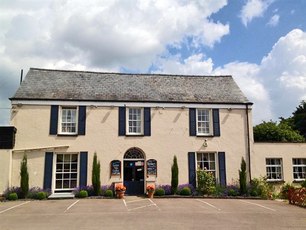 Castle Lodge, Wilton located near the River Wye in the Forest of Dean