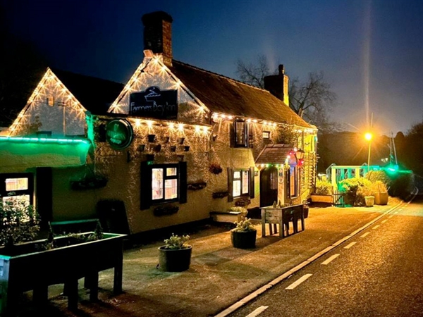 The Farmers Boy Inn is conveniently located on the A40 halfway between Gloucester to Ross-on-Wye and is great place to stay when exploring the Forest of Dean