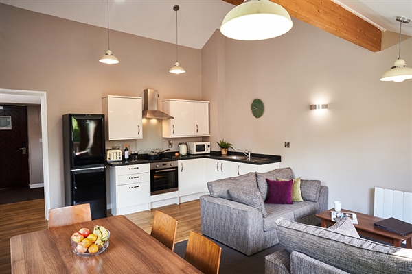 Premier Apartments at Whitemead Forest Park