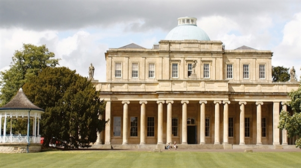 Pittville Pump Room – Cheltenham’s iconic Regency landmark set amid elegant parkland and gardens.