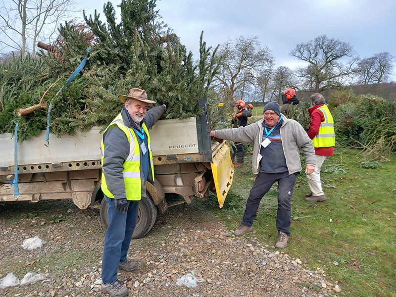 Recycle Your Christmas Trees with Longfield Hospice