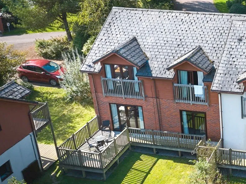 Premier Apartment at Whitemead Forest Park